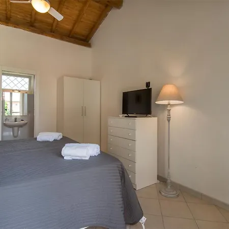 Marina Velca Villa *
